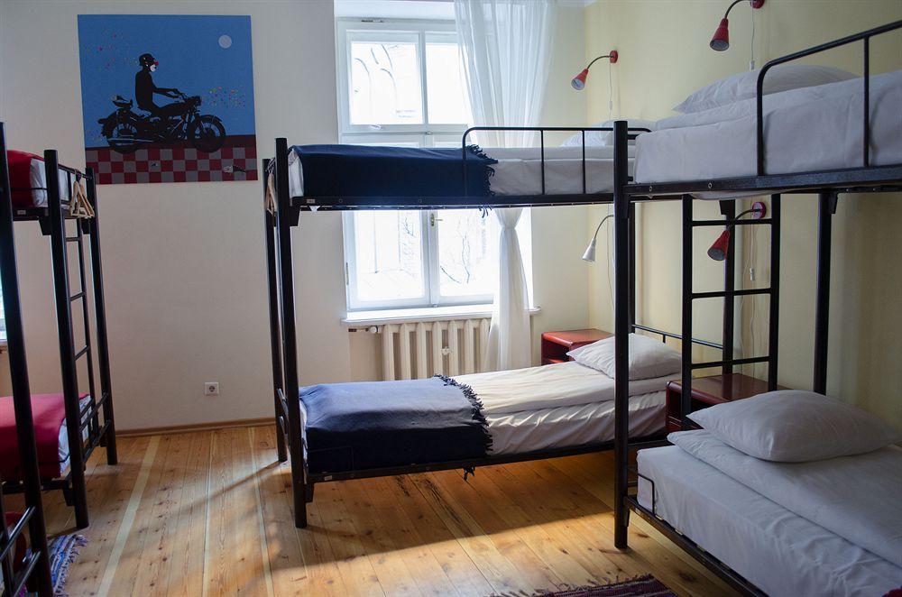 Red Nose Hostel With Self-Check In Riga Exterior foto