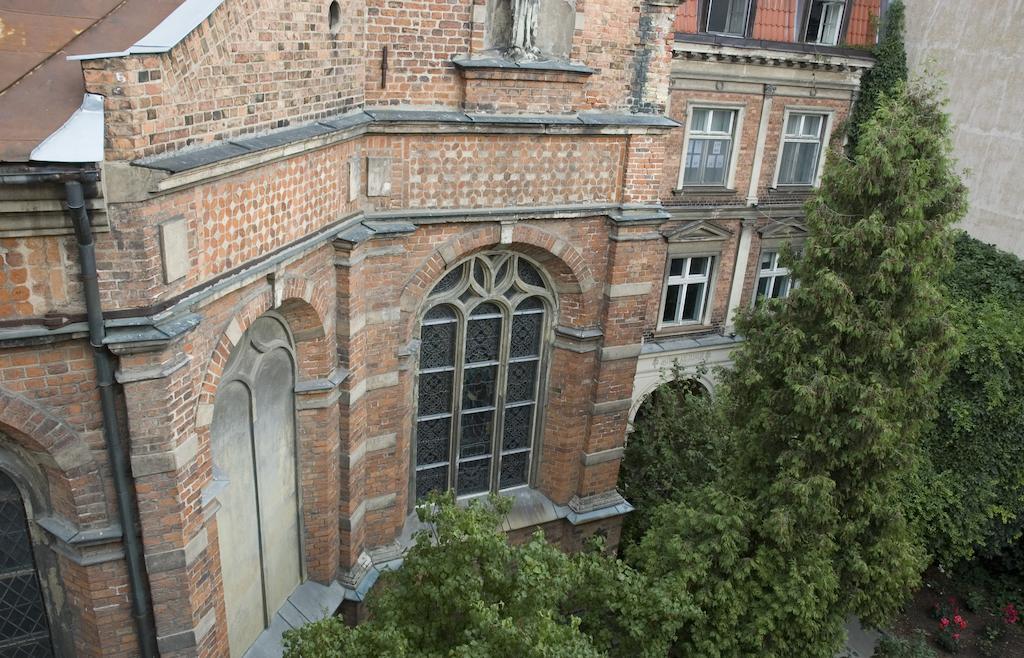 Red Nose Hostel With Self-Check In Riga Exterior foto